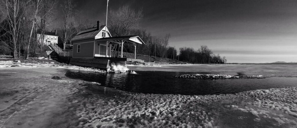 Rosslyn boathouse by Bill Amadon, March 13, 2015