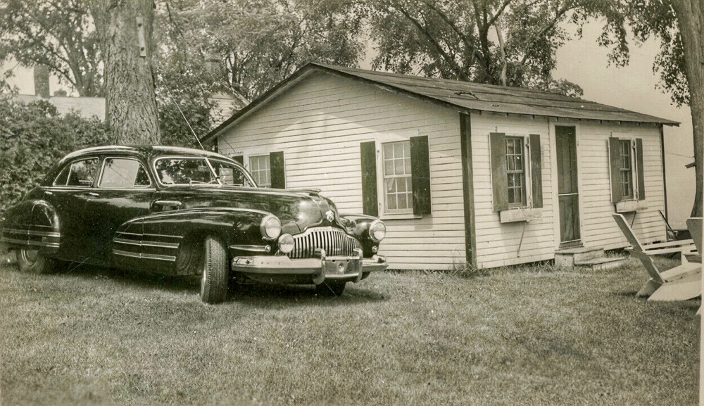 Essex Cottage & 1946 Buick